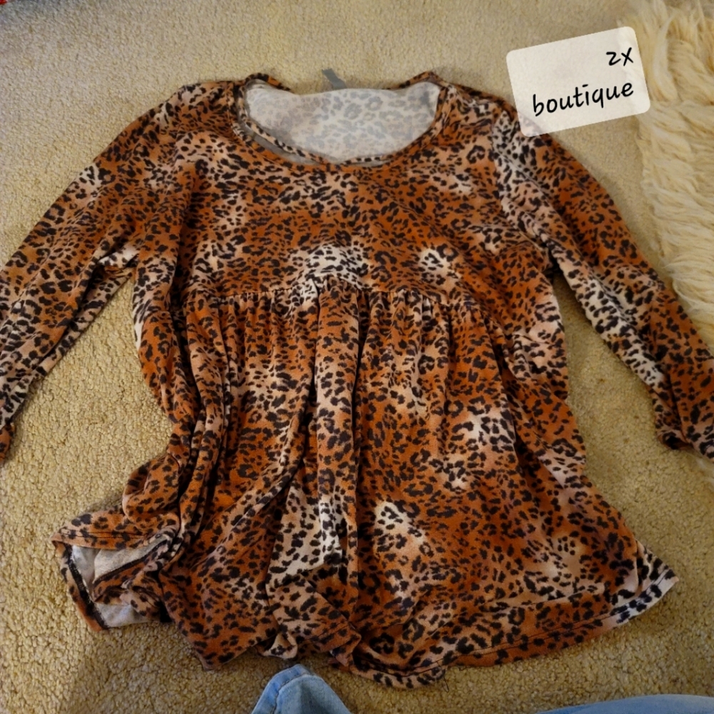 Boutique Leopard Top